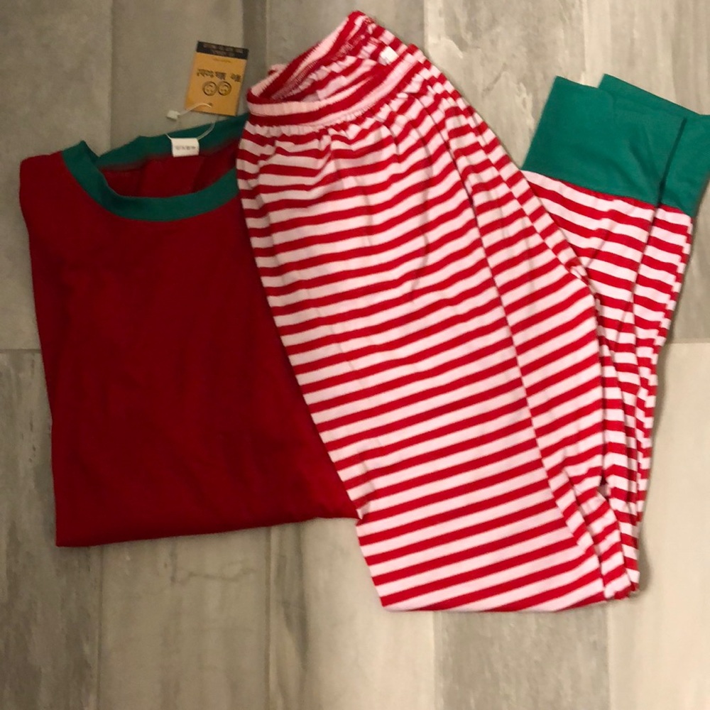 Mens Elf Christmas Pajamas Size XL